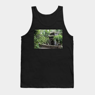 Tu Hieu Pagoda - Vietnam (2) Tank Top